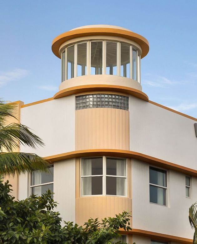 Waldorf Towers Hotel