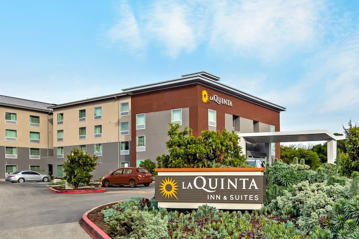 La Quinta Inn & Suites San Francisco Airport N