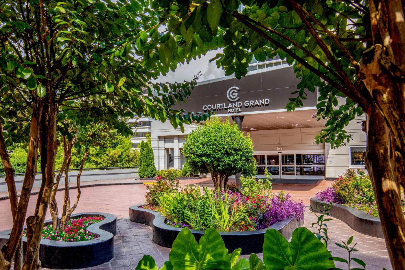 Courtland Grand Hotel