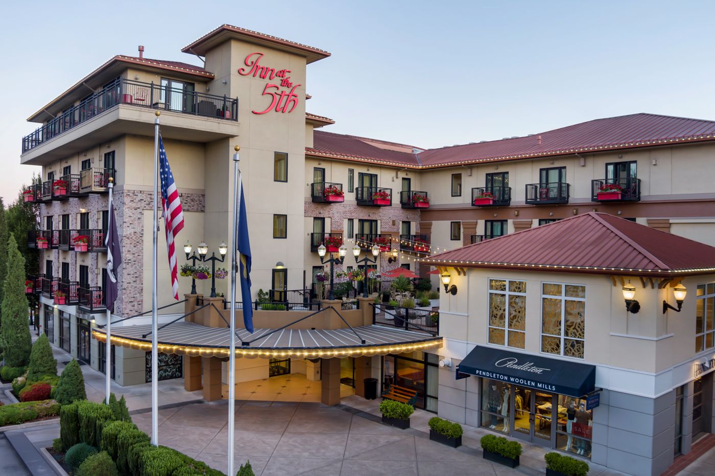 Inn at the 5th