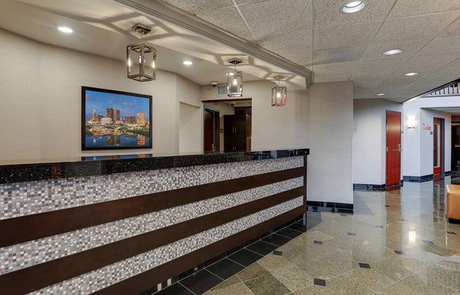 Drury Inn & Suites Columbus Dublin