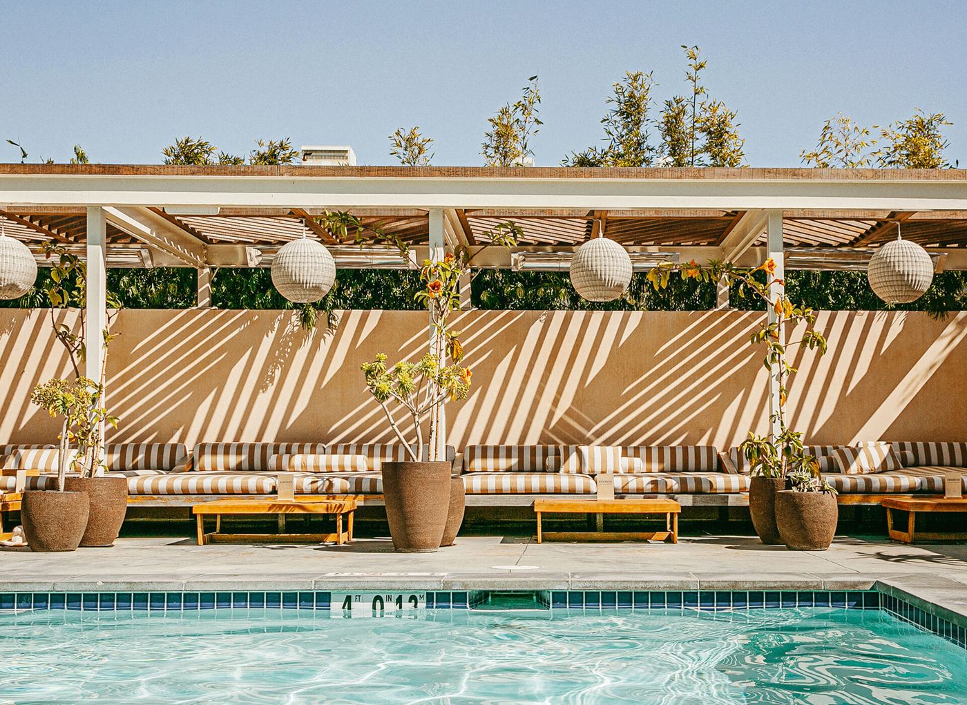 Hotel June