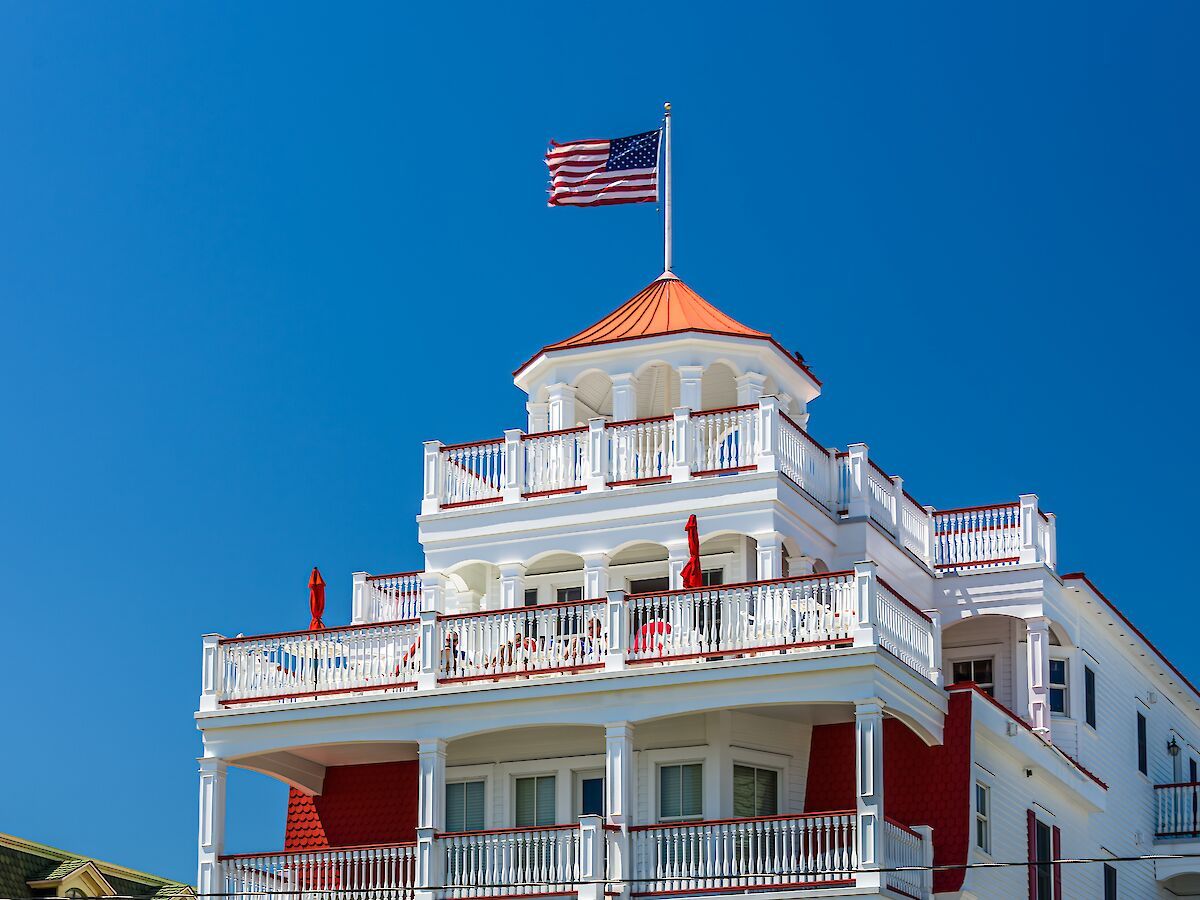 Madison Avenue Beach Club