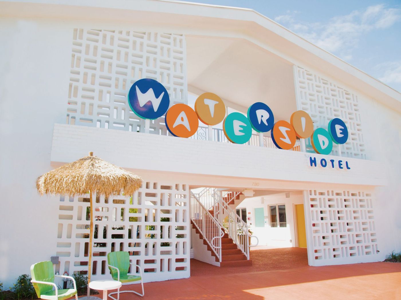 Waterside Hotel