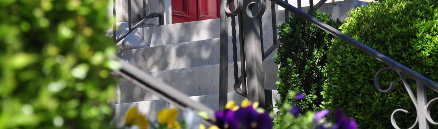 Bluff View Inn