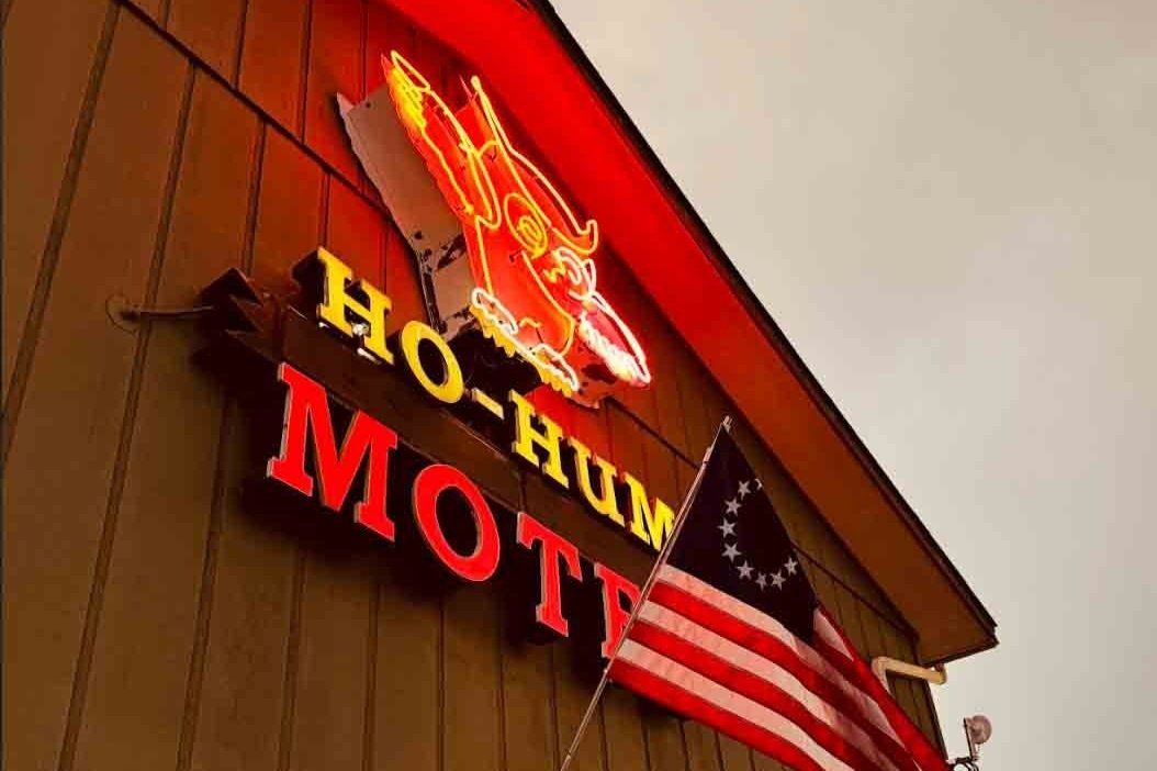 Ho-Hum Motel