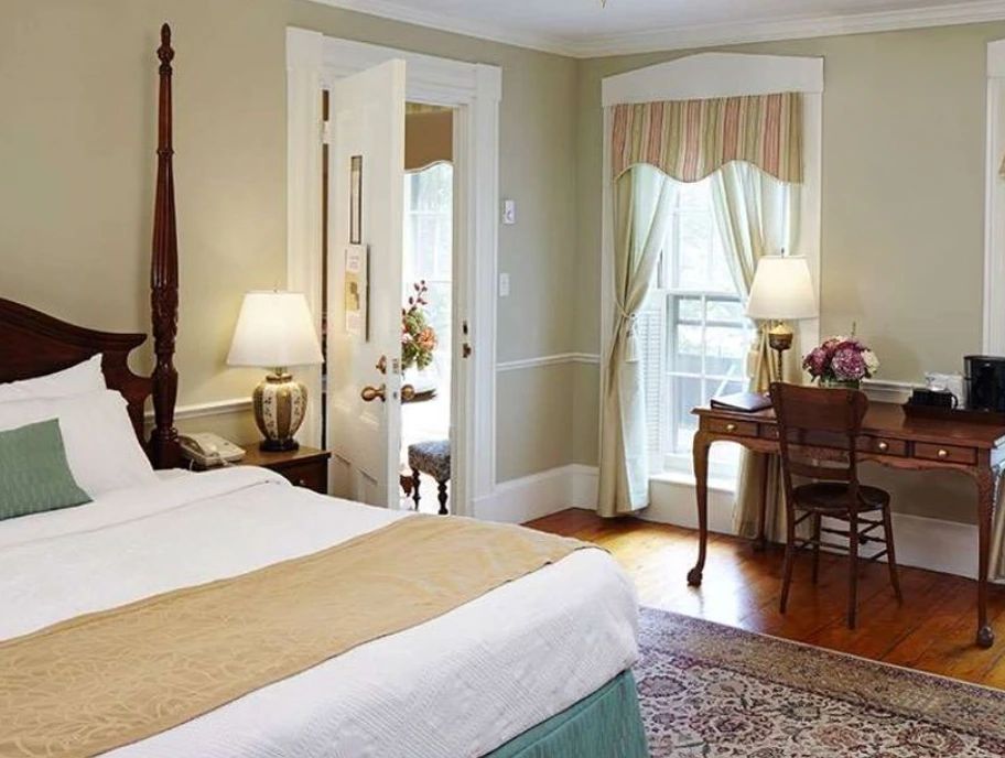 Concord's Colonial Inn