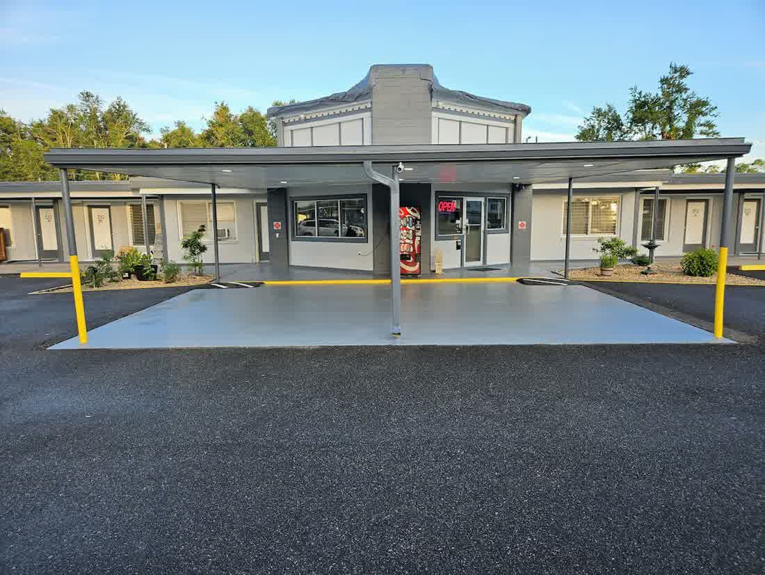 Royal Inn Motel