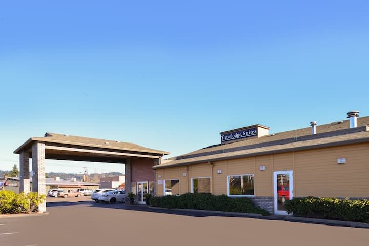 Travelodge Suites Newberg