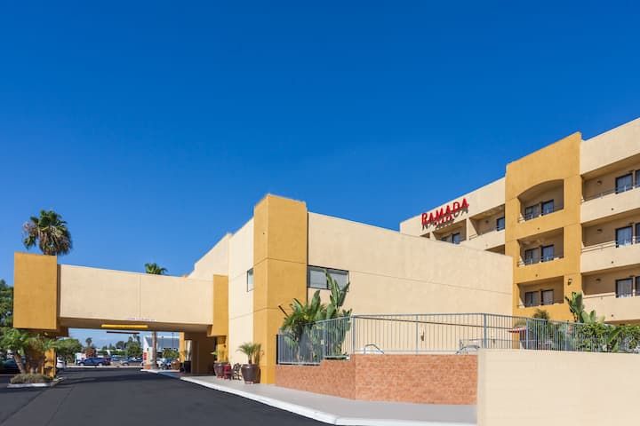 Ramada Plaza Garden Grove/Anaheim South
