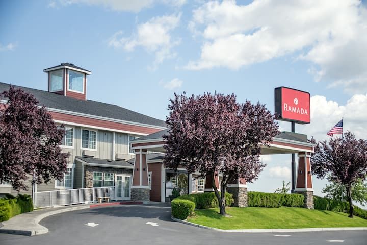 Ramada - Moses Lake