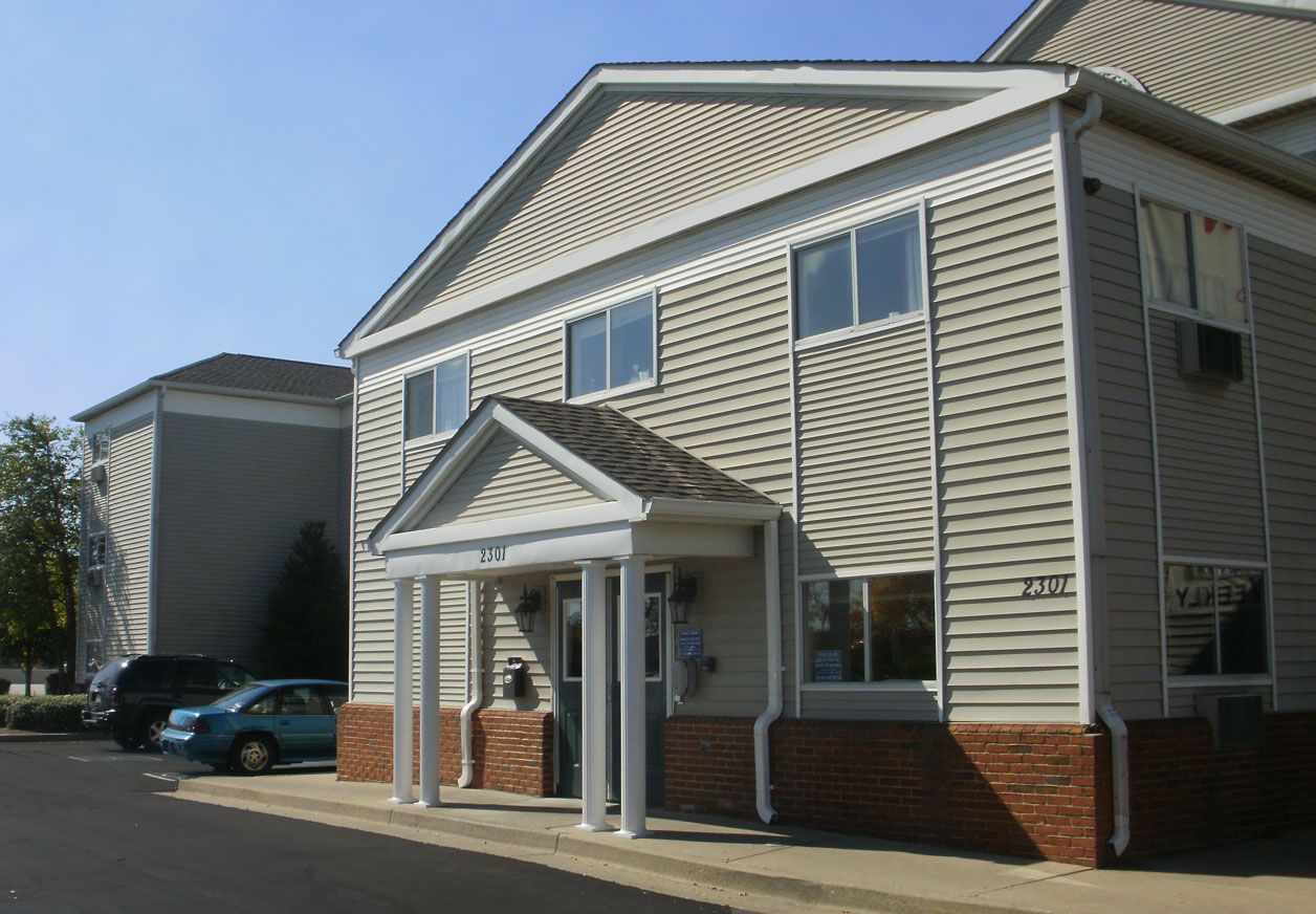 InTown Suites Extended Stay Indianapolis IN - Post Drive