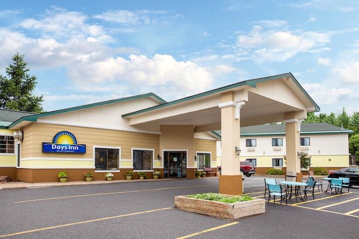Days Inn Marquette
