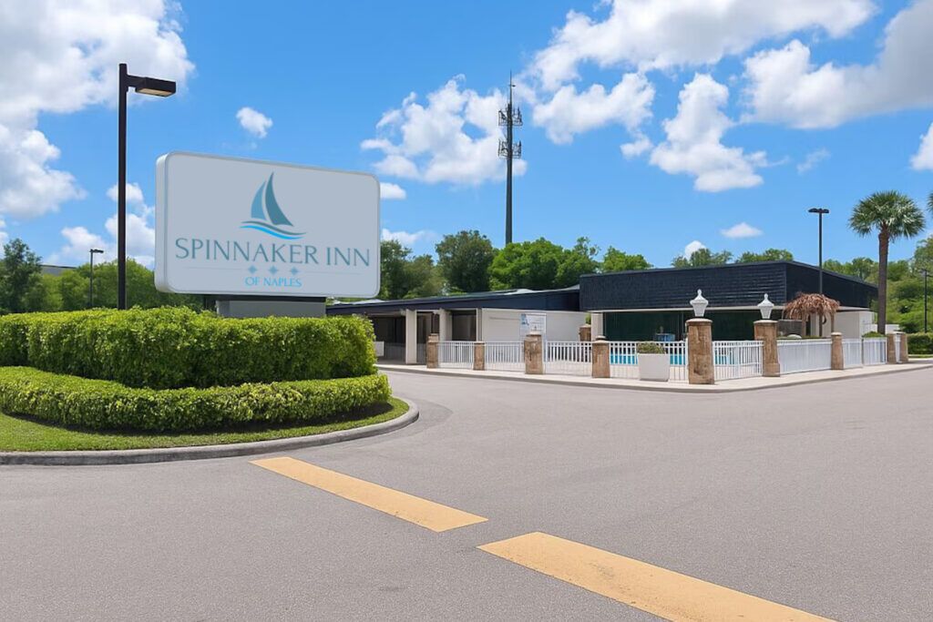 spinnaker Inn of Naples