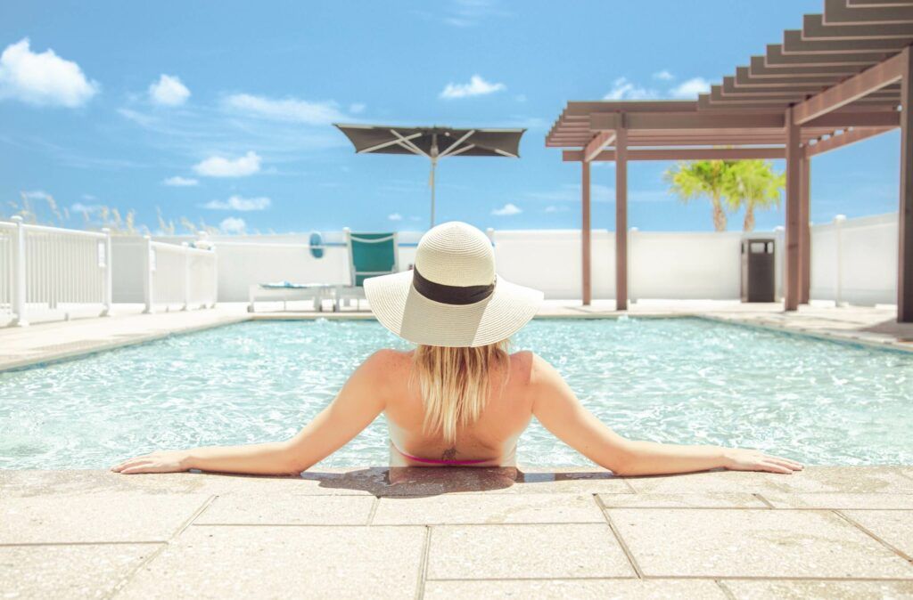 Barefoot Beach Club