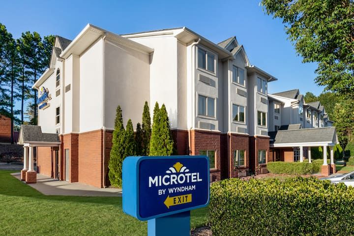 Microtel Inn & Suites by Wyndham Woodstock/Atlanta North