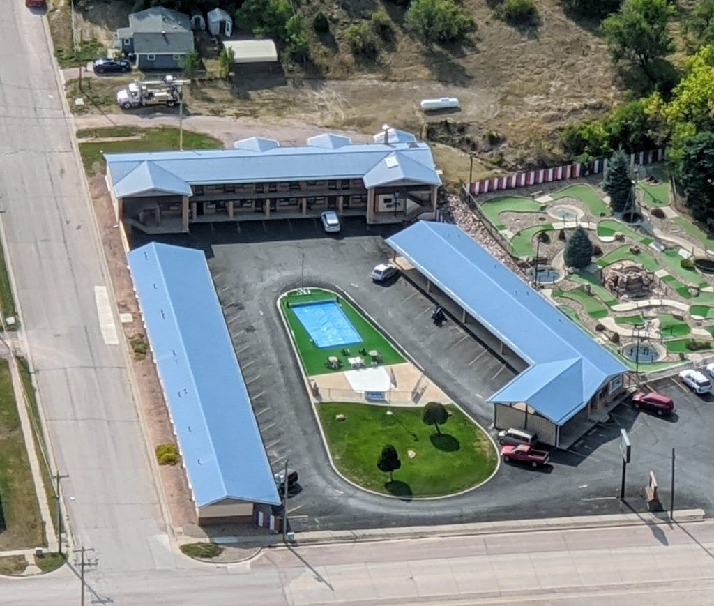 Hills Inn