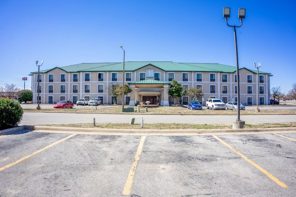 Candlewood Suites Jonesboro