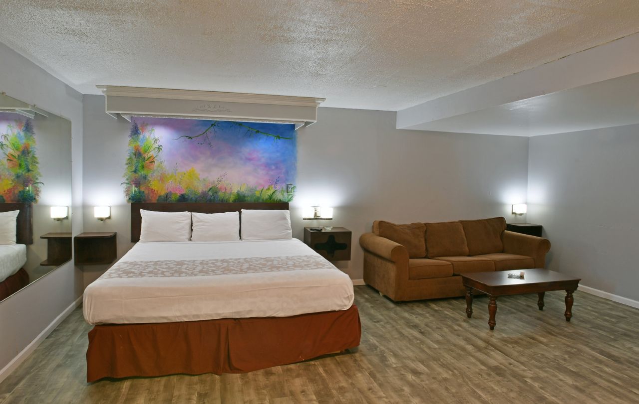 Cindy Lyn Motel