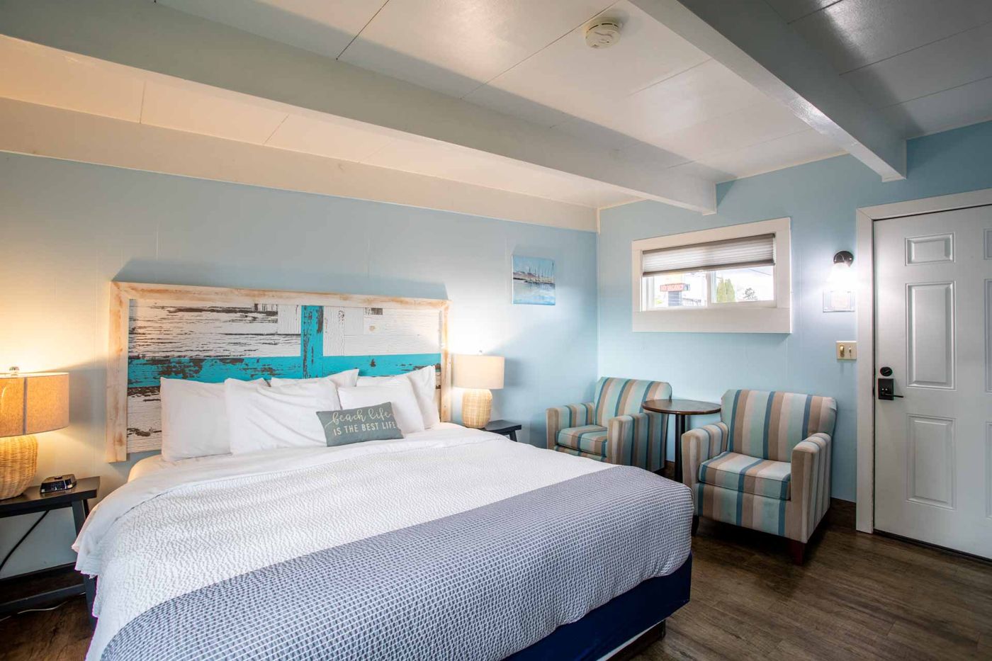 Beachfront Inn Baileys Harbor