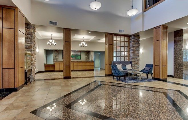 Drury Inn & Suites