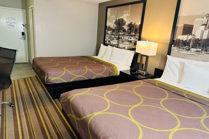 Delavan Inn and Suites