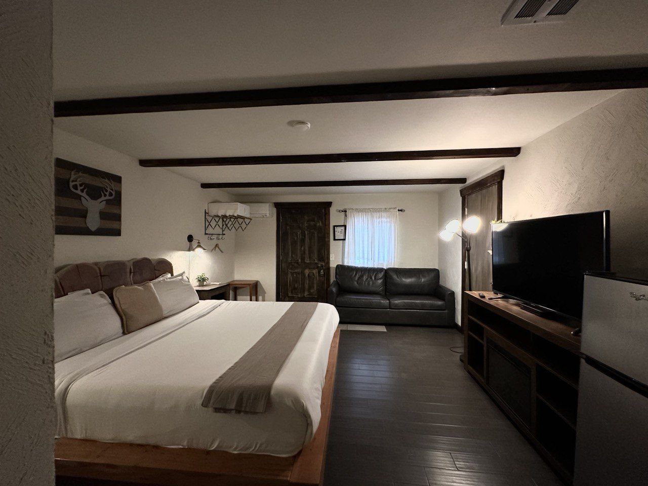 Paradise Village Hotel