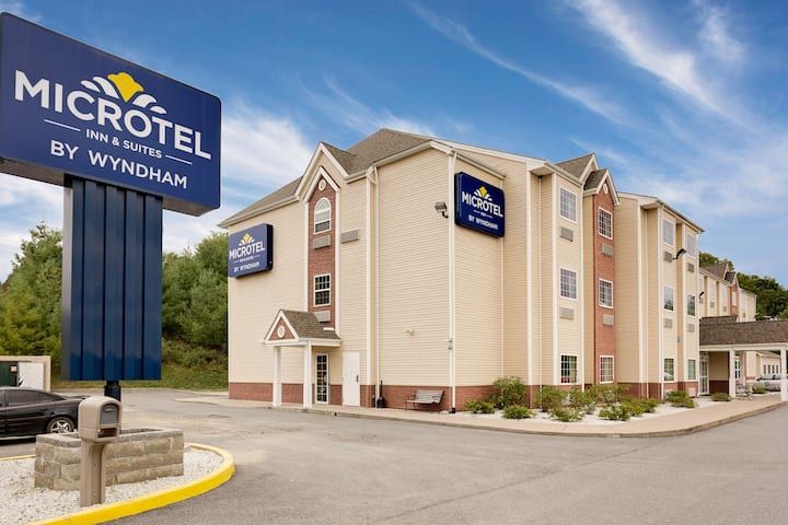 Microtel Inn