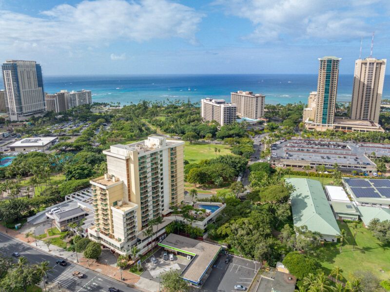 Luana Waikiki Hotel & Suites