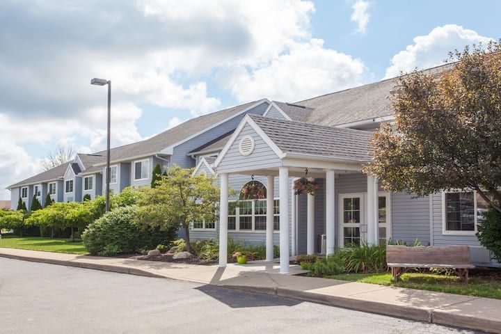 Microtel Inn & Suites