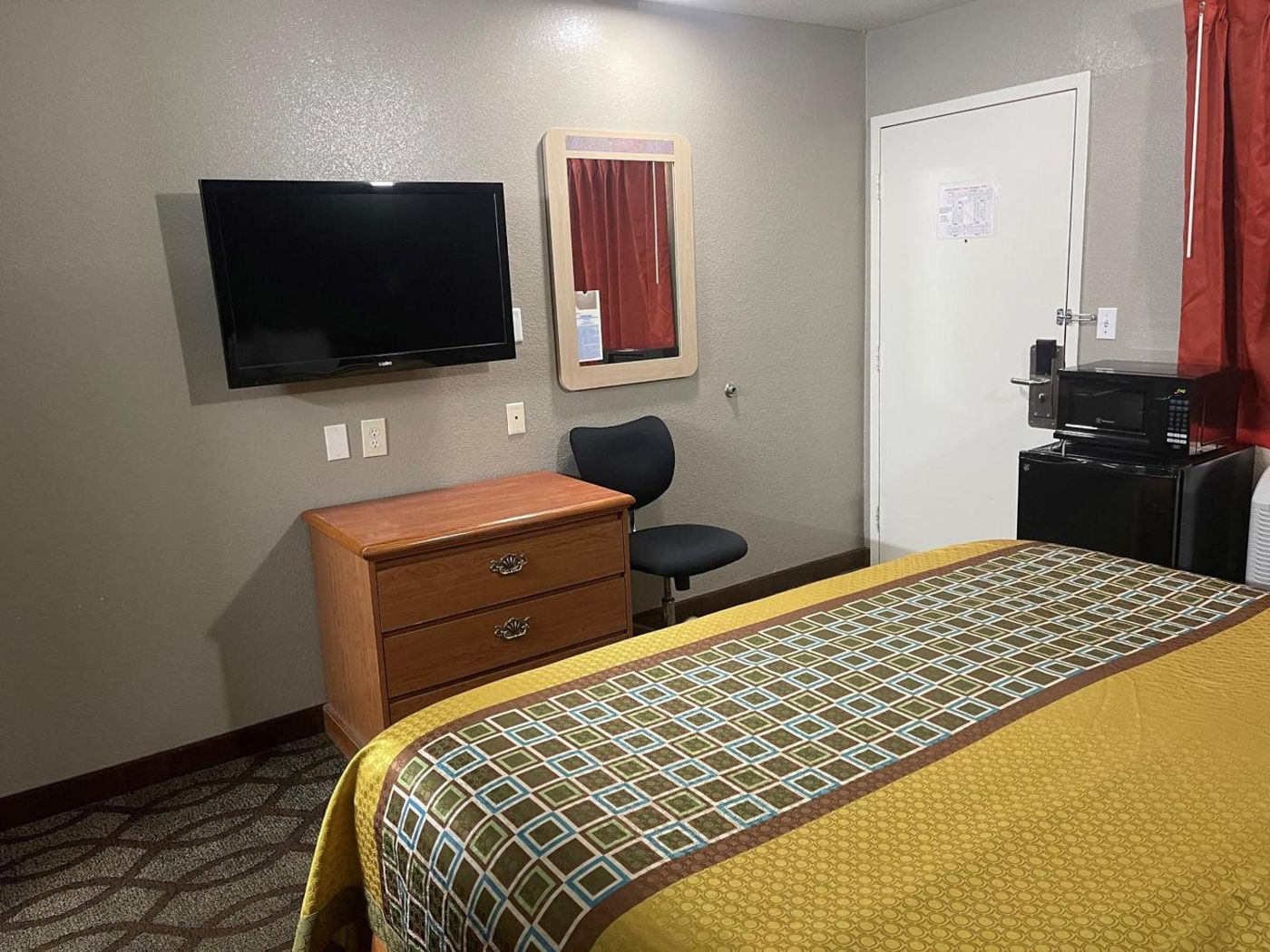 Super 7 Inn Memphis Graceland