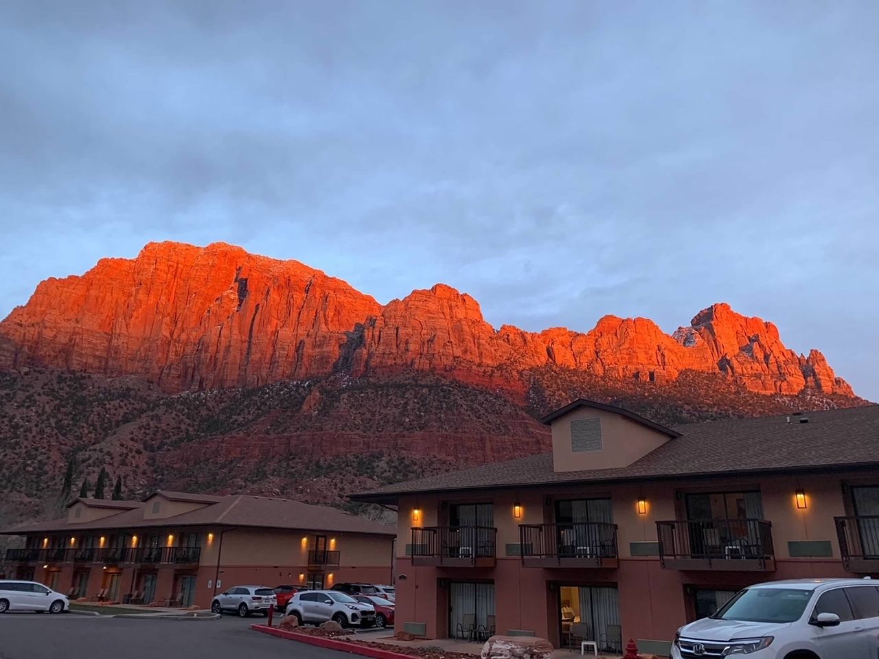 Bumbleberry Inn