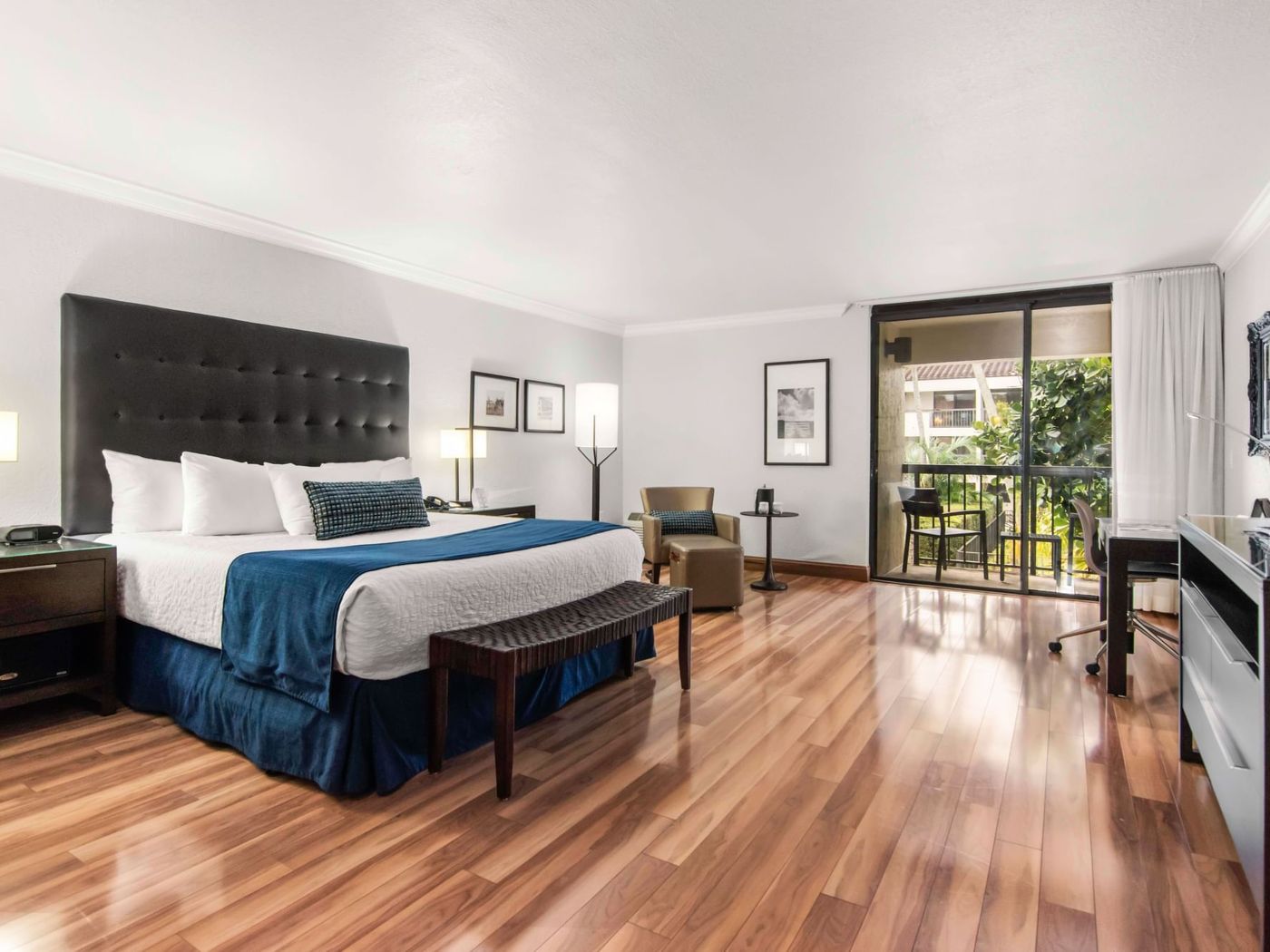 Miami Lakes Hotel