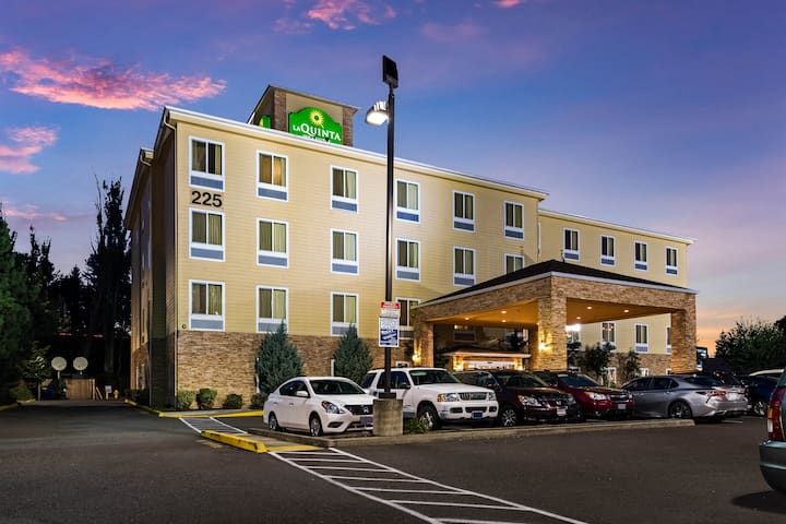La Quinta Inn & Suites - Auburn