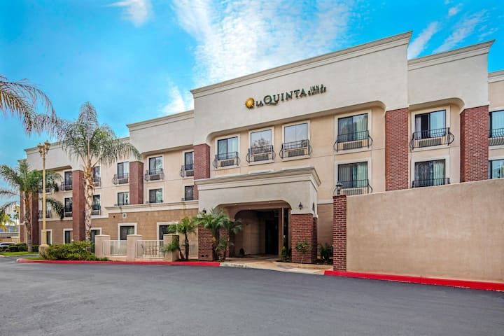 La Quinta Inn & Suites Temecula