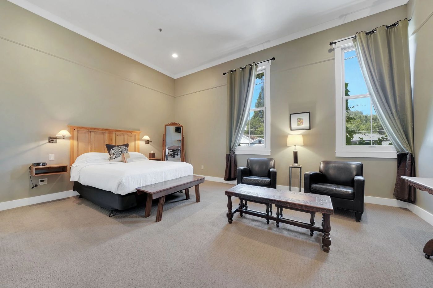 Hanford House Inn