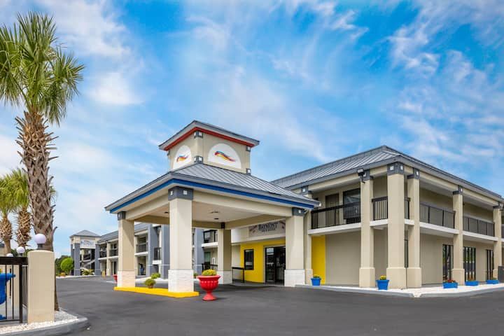 Baymont Covington