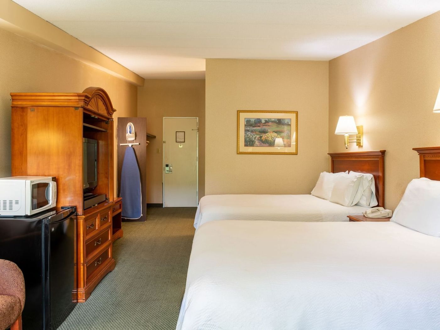 White River Inn & Suites