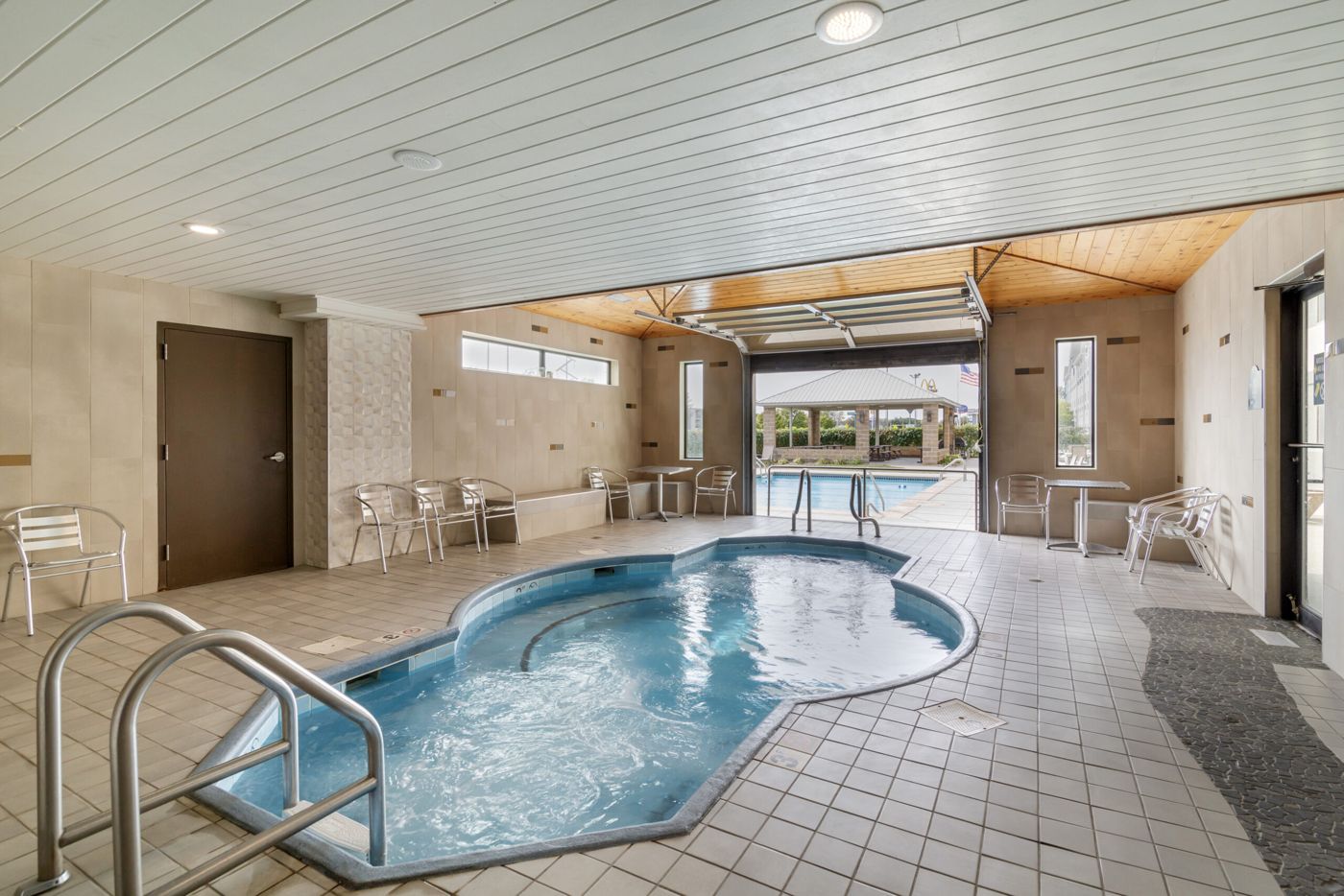 EverSpring Inn & Suites