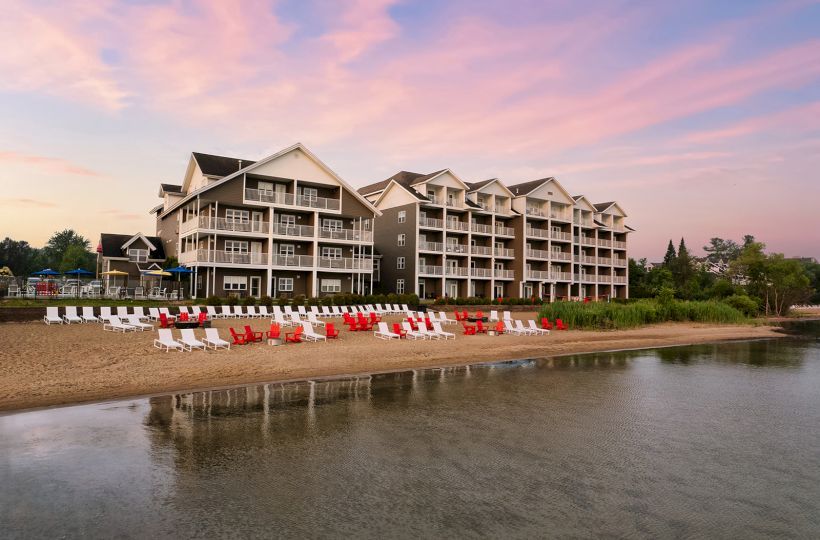 Cherry Tree Inn & Suites