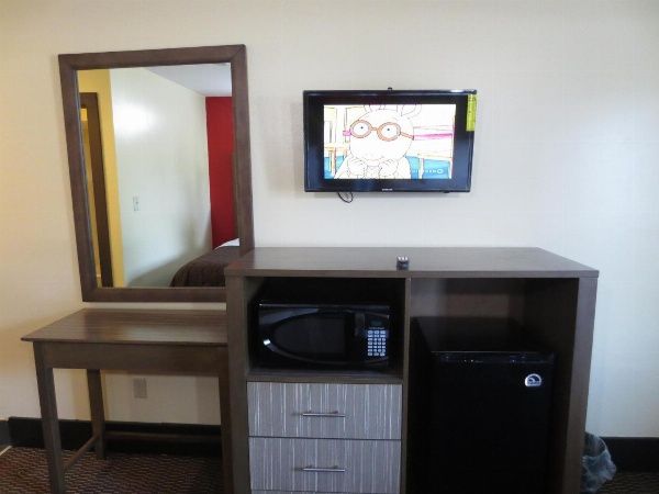 Brick Motor Inn