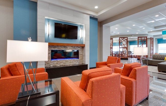 Drury Inn & Suites
