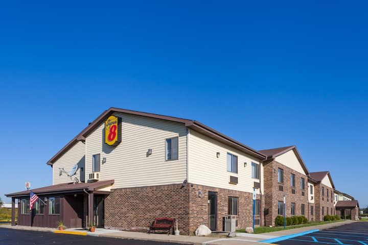 Super 8 Imlay City