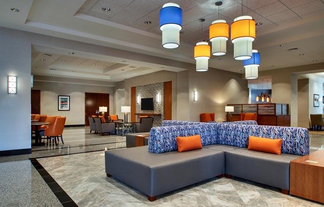 Drury Inn & Suites