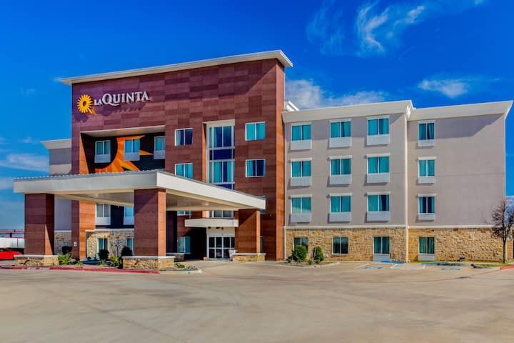 La Quinta Inn & Suites Northlake Ft. Worth