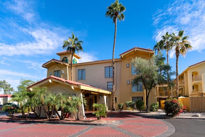 La Quinta Inn Phoenix Sky Harbor Airport