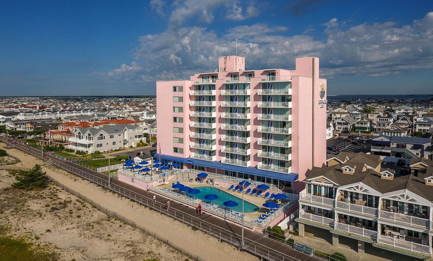 Port-O-Call Hotel