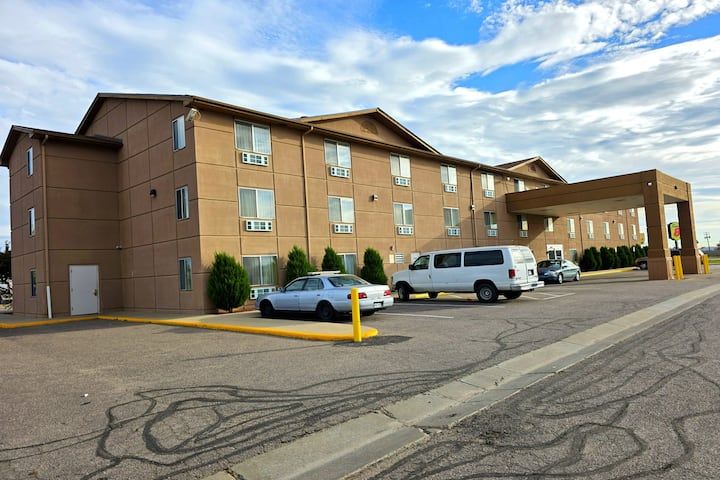 Super 8 Henderson Northeast Denver