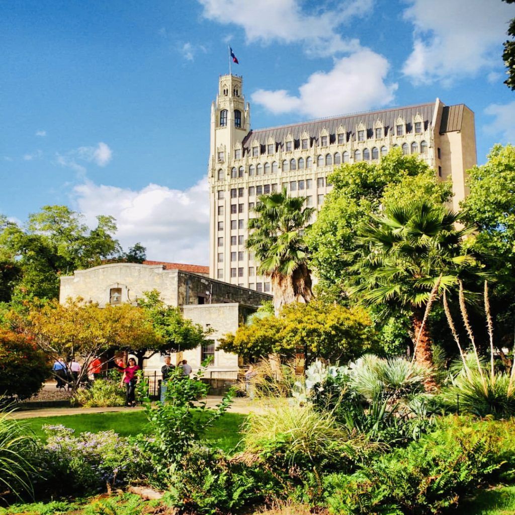 The Emily Morgan Hotel - a DoubleTree by Hilton