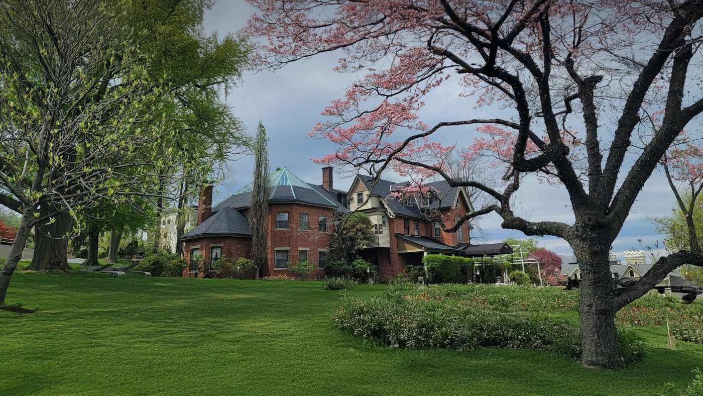 Sayre Mansion